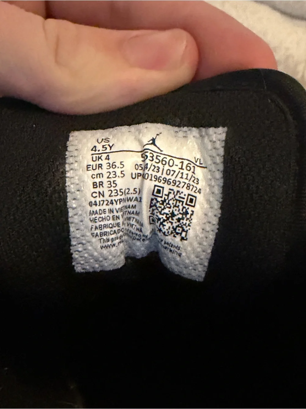 Nike Kids Low-Top Sneakers in Black White Red
